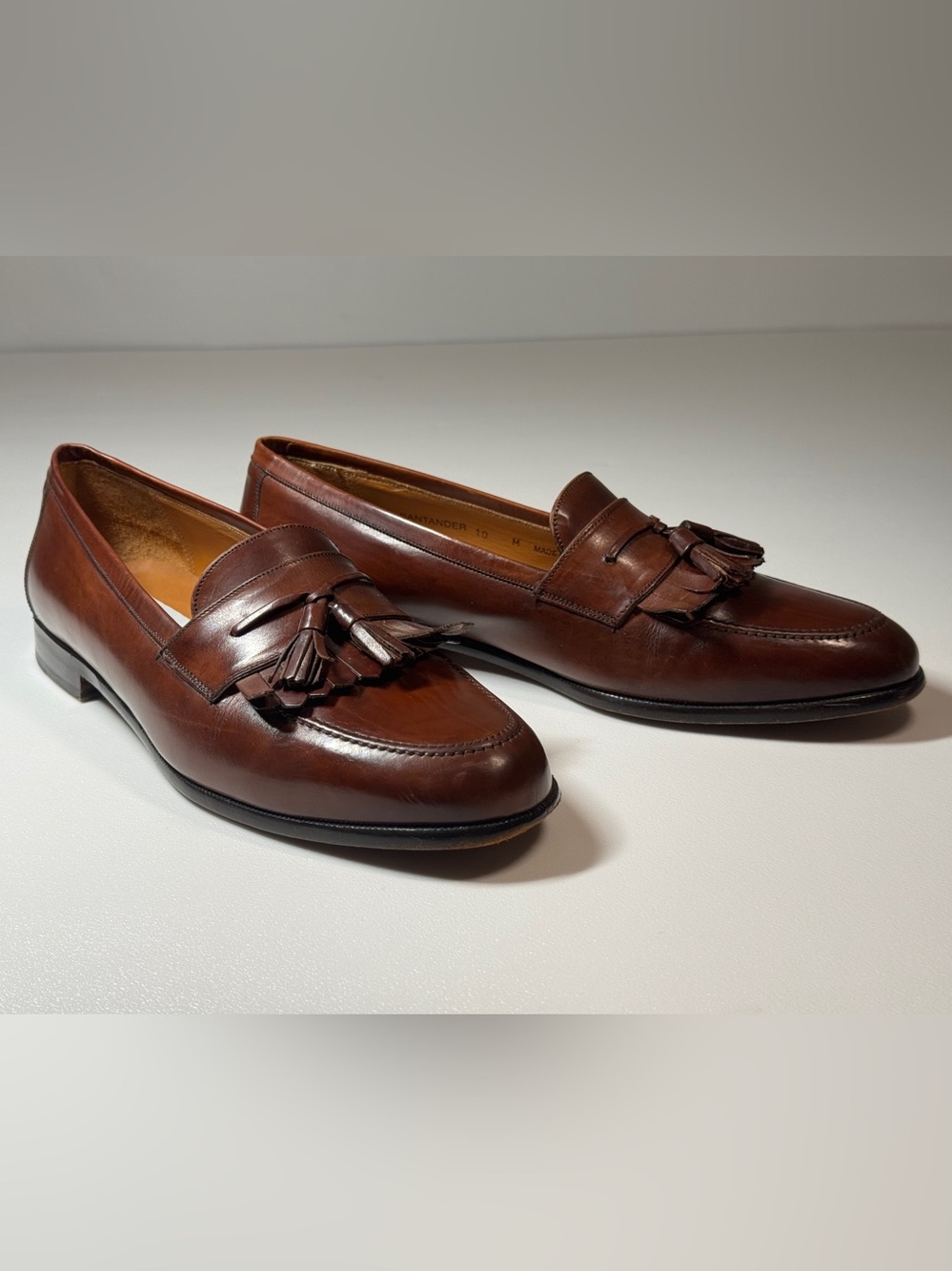 Mezlan Santander men’s leather kiltie tassel loafers in a handsome warm brown/co